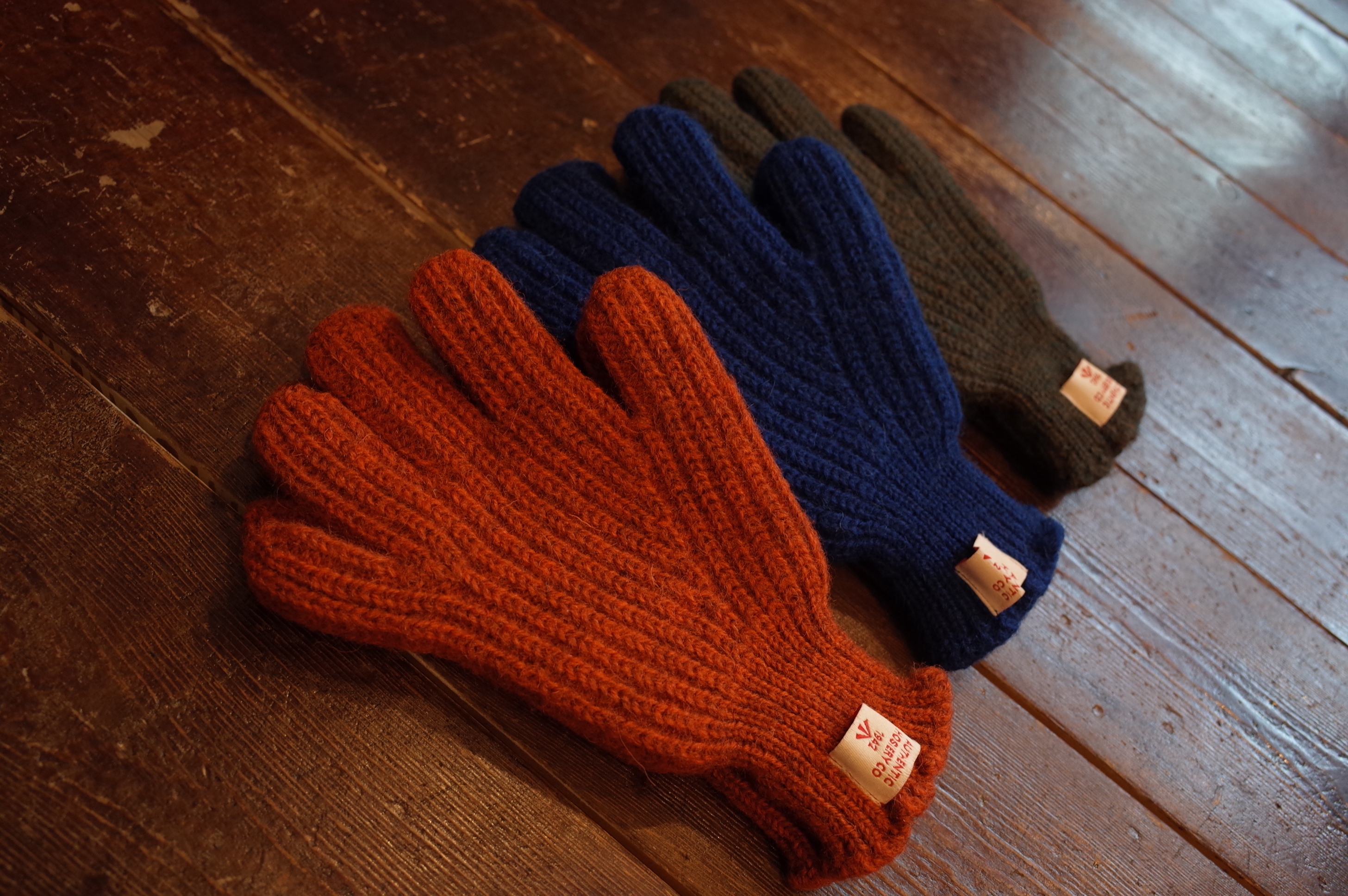 NIGEL CABOURN RIBBED GOALIE GLOVES  INFORMATION | MAPSSONS